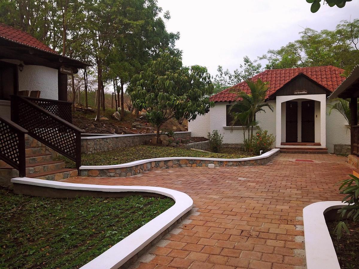 Отель Hacienda El Pedregal Эстансуэла Экстерьер фото